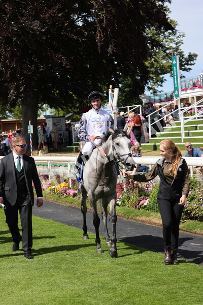 yr09072022r3-40 - Race 3 2.55pm John Smith's Stayers Stakes