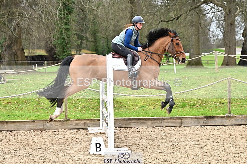 250201A-112159-00390 - Cls 02 Local Horse 100cm