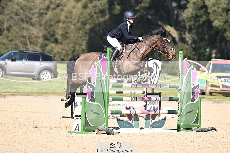 260321A-134028-00816 - 5 Newcomers 1m 10