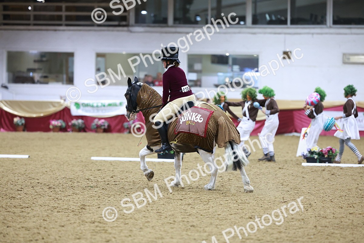 SBM_10494 - Class 62 - Strictly Fancy Dress-Age