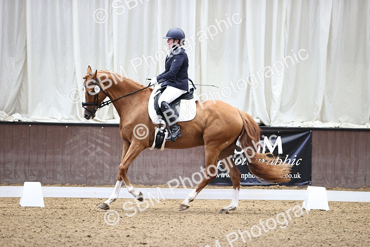 SBM_000373 - Novice 4 Warm Up