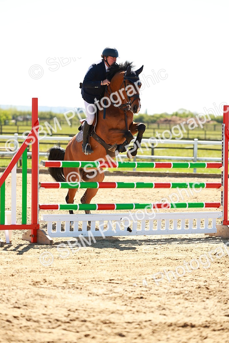 SBM_001449 - Class 4 - Senior Newcomers 1.10m