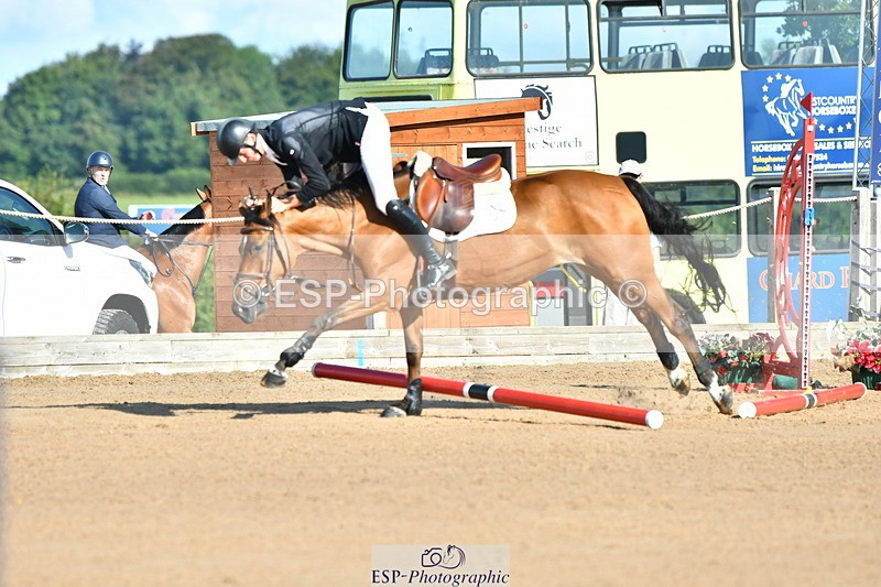 230720A-090209-01545 - Cls 1, 2 Star Small 1.30m