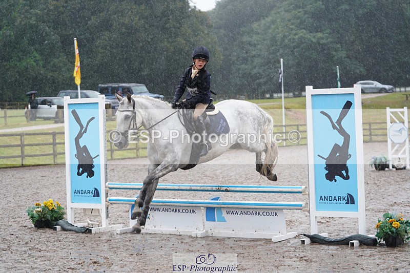 240824X-082212-20149 - 70cm Round 1 8.30 to 9.30