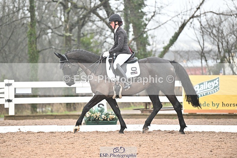 250215-134047-03906 - 191-Julia.Walker-Maygar.Tiki