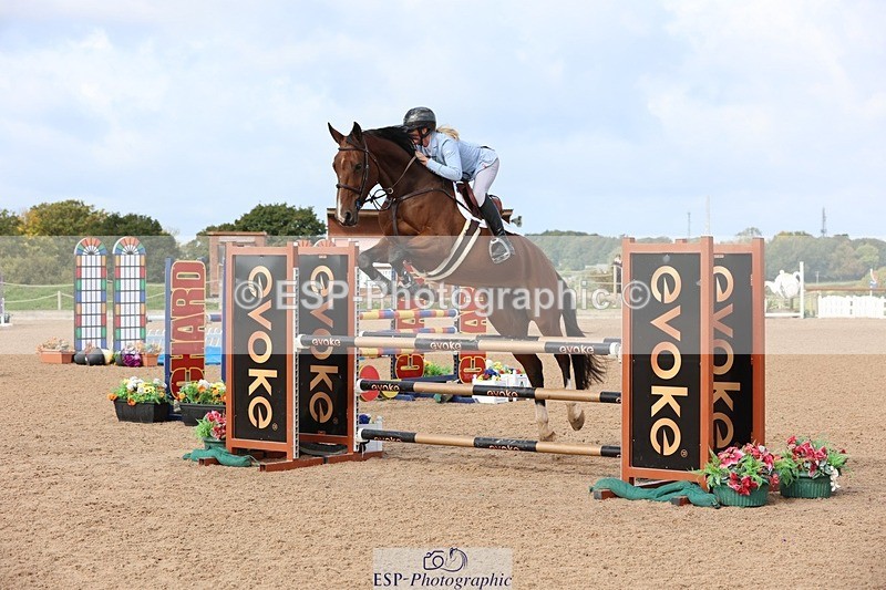 250911-103306-00634 - Cls 2 Snr Newcomers