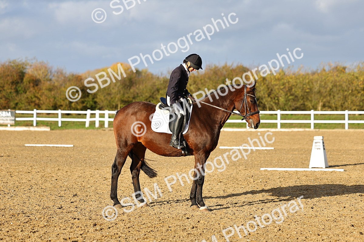 SBM_002679 - Class 8-11 - Novice 1-E1