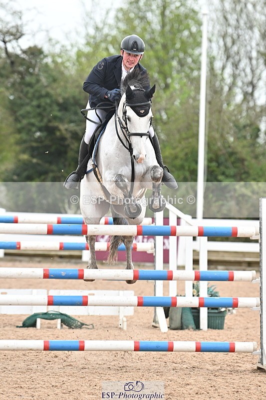 240406A-154150-04198 - Cls 17 National 1.30m Open