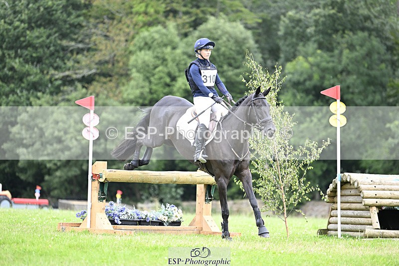 240804-114536-12125 - 310-Dani_Evans-BLACKADDER