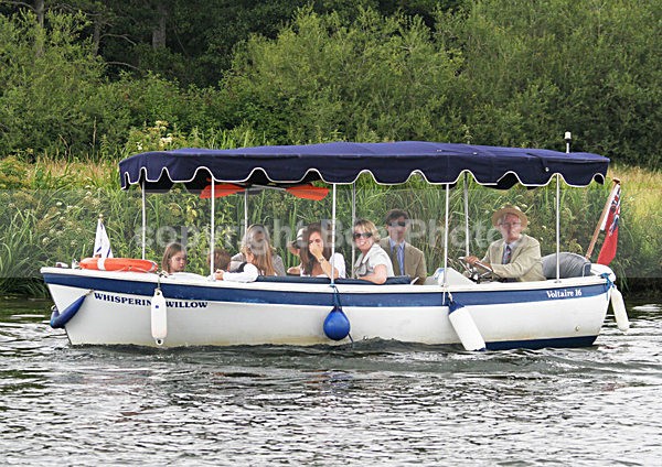 110702 WHISPERING WILLOW IMG_7750 - HENLEY ROYAL REGATTA JULY 2011