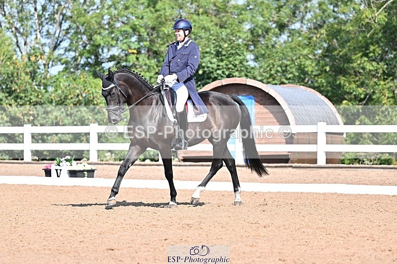 250816-101615-02394 - 046-Martyn.HumphreyIsabeau.May