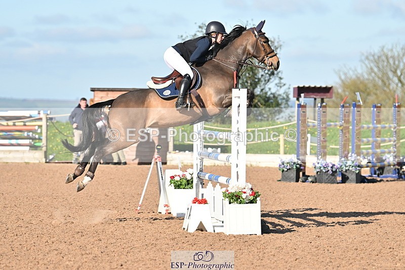 240418A-085523-01702 - Cls 21 1 Star Gold Tour 1.30m