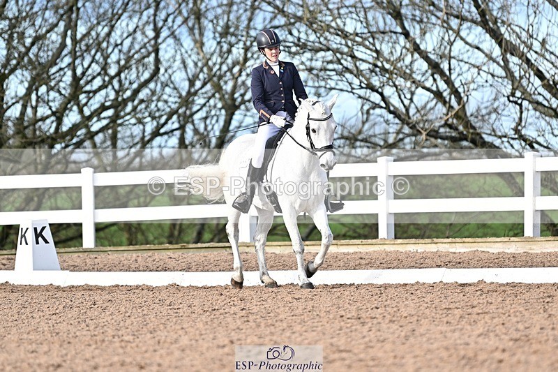 241214-130502-01830 - 111-Anya.Hitt-Cnoc.an.Noinin.Clover