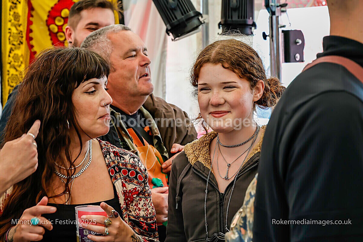 SATURDAY-175 - MINETY 2025