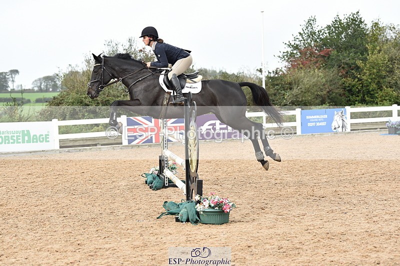 231013A-130636-01708 - Cls 3 1.05m Amateur Quali