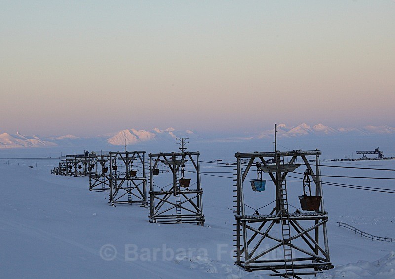 Longyearbyen 5557 - The daylight returns