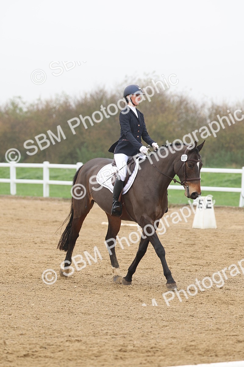 SBM_002023 - Class 5 - Novice 27