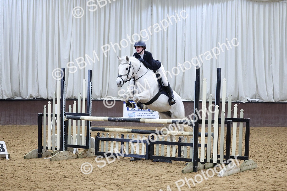 SBM_002105 - Class 4 - Blue Chip Pony Newcomers - 1.00m