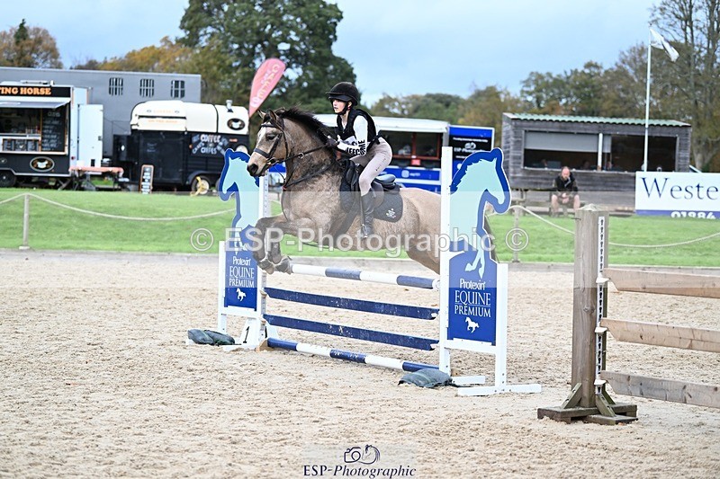 241117-140157-04382 - Cls 3 90-95cm 14.00 to 15.00