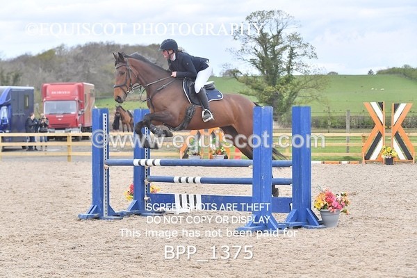 BPP_1375 - CLASS 15 SAT Senior BritiNovice/ 90cm Open