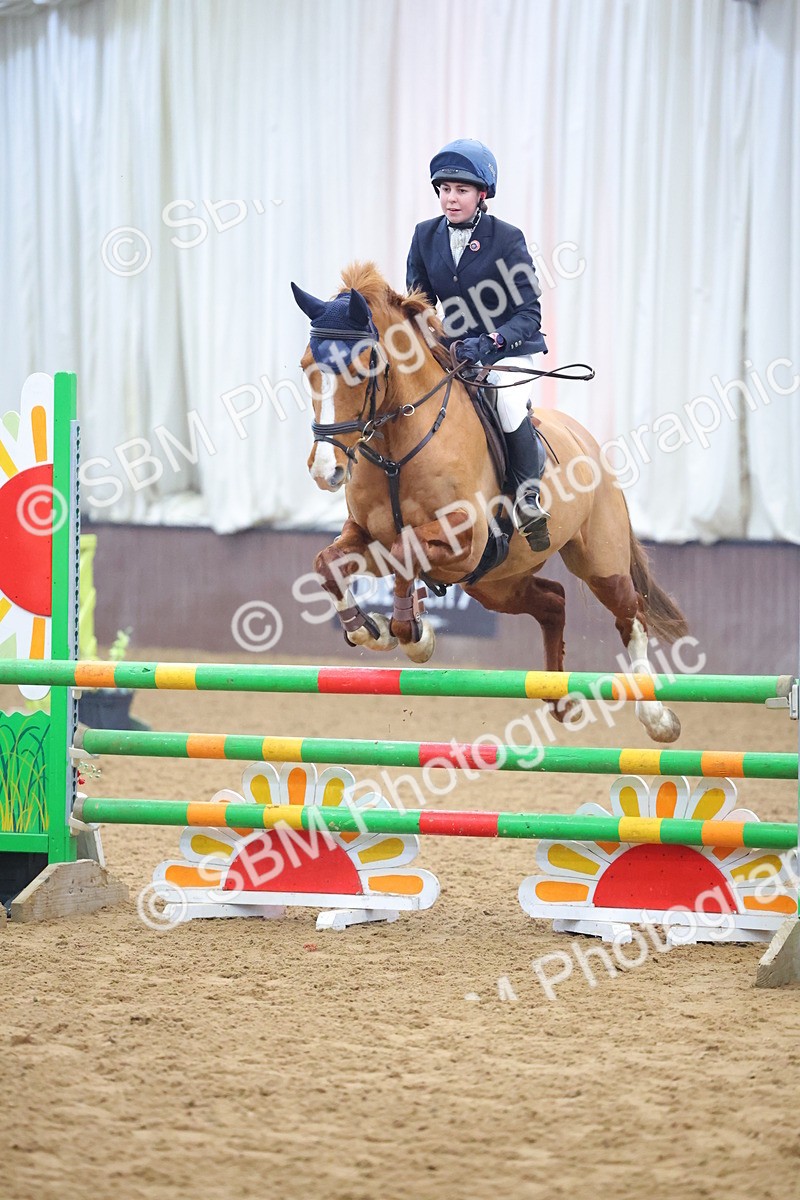 SBM_008240 - Class 21 - Nupafeed Supplements Senior Discovery/ 1m Open - First Round (1.00m)