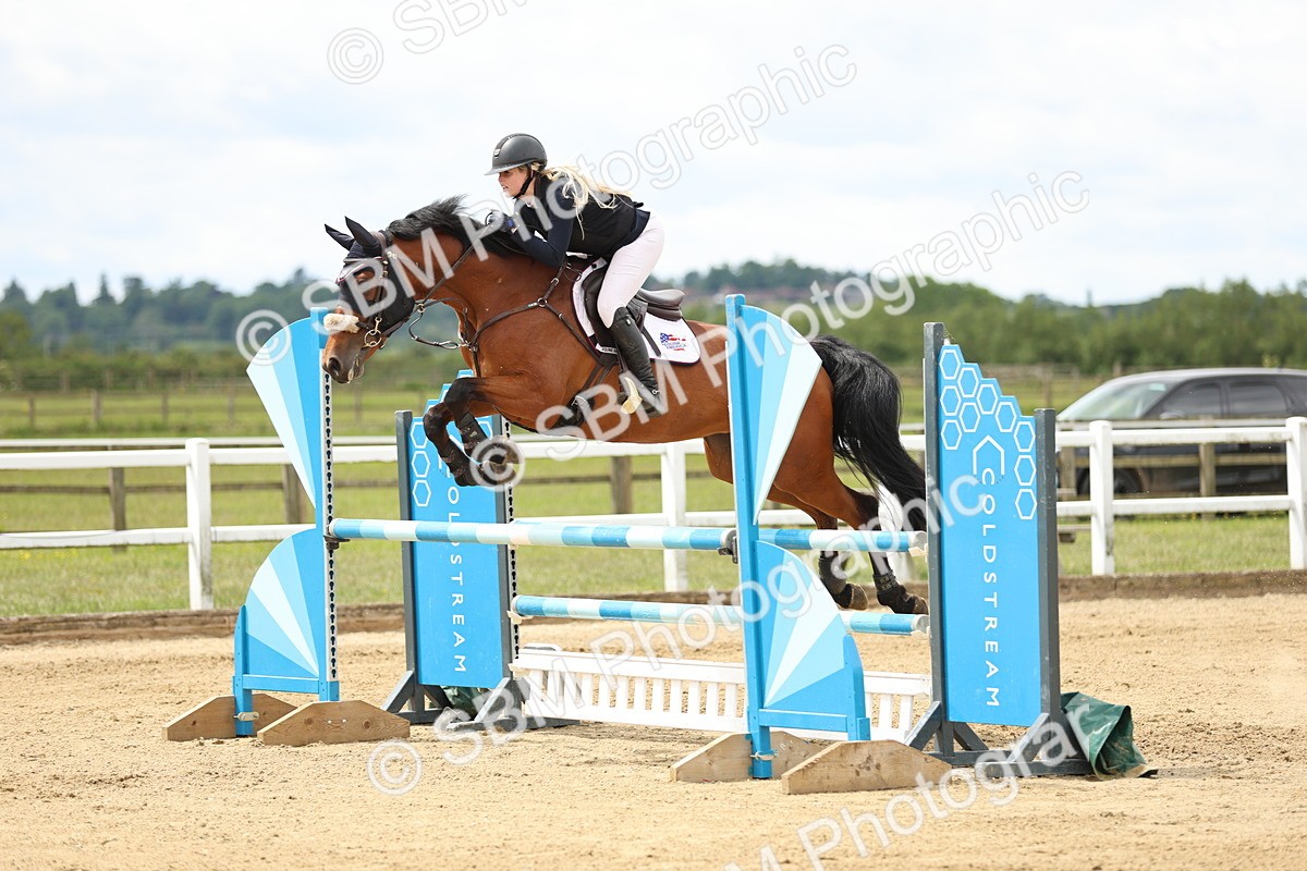 SBM_000605 - Class 3 - Senior Discovery - 1.00m