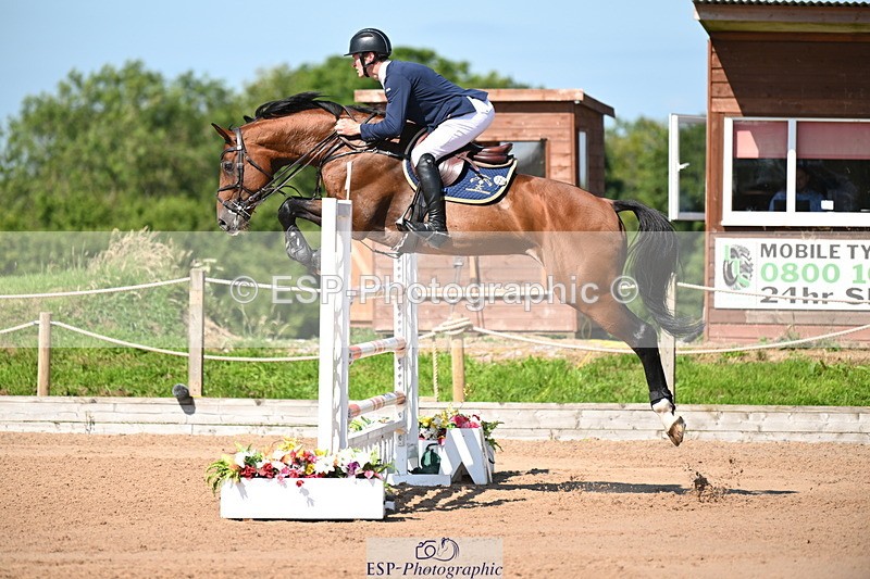 240718A-104336-04613 - Cls 1, 3 Star Small Tour 1.35m