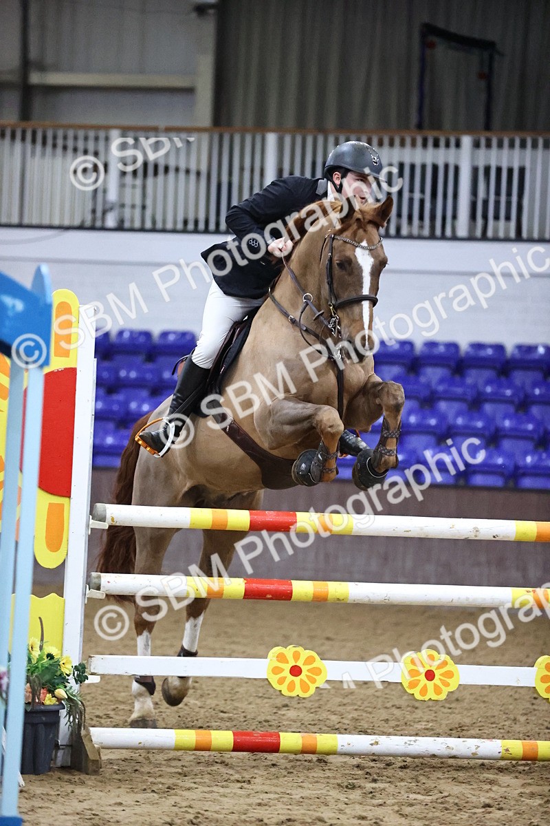 SBM_005344 - Class 17 - Senior Newcomers 1.10m