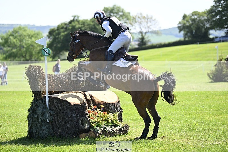 240525-110110-12404 - 324-COOMBELAND_SEMILLY-Rupert_Batting