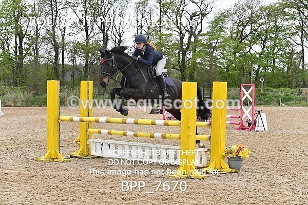 BPP_7670 - CLASS 14 SAT Senior BritiNovice/ 90cm Open