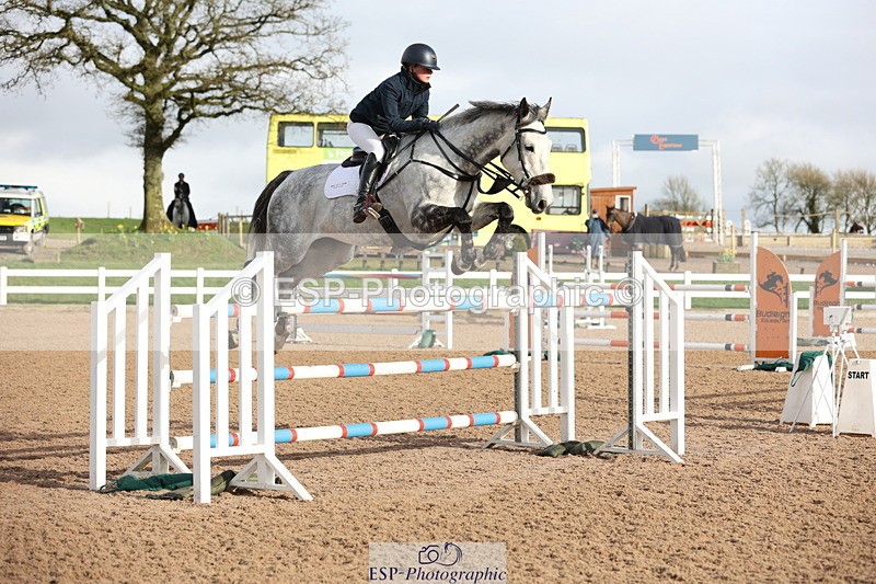 240223A-153530-02340 - Cls 6 Foxhunter and 1.20m Open