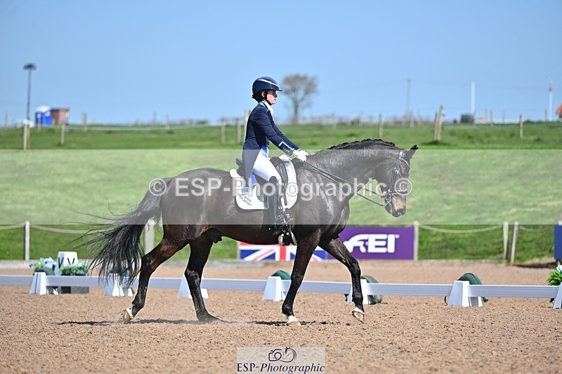 250405-122709-10648 - 174-Sarah.Khairallah-Ilowette