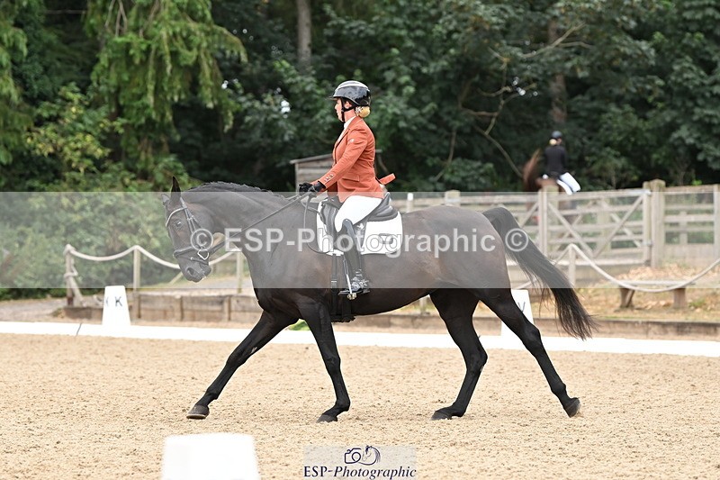 250808A-103518-00155 - 158-Charlotte.Dicker-Devaldi's.Kiss