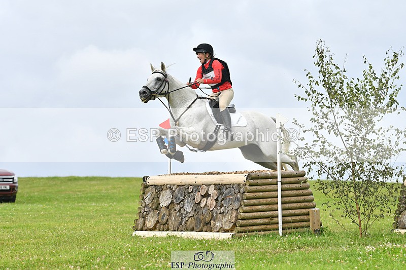 240804-111112-11705 - 411-Kim_Parker-ASHFORD_CLEAVE_ITS_PHENOMENAL