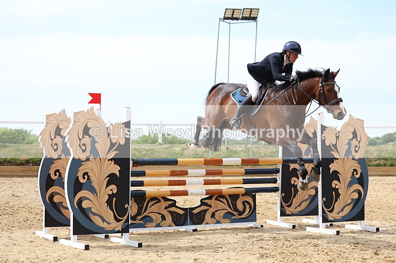 3E7A7366 - Class 7: Senior Newcomers/1.10m open