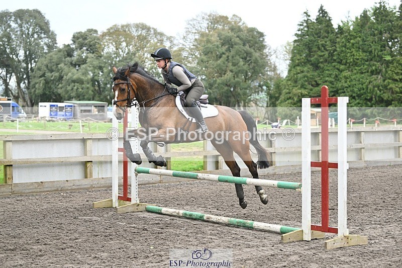 240411-113422-01105 - Group 4 XC