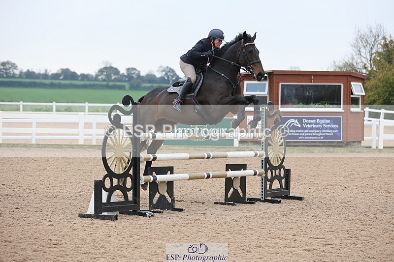 241101A-120410-01614 - FRI Cls 5 Newcomers and 1.10m Open