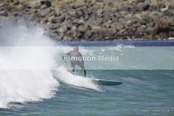 SU 300509 11 - Surf May 09