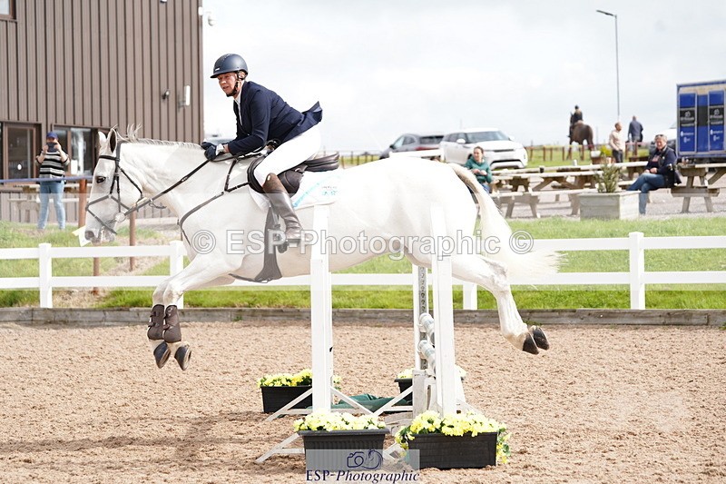 240915A-113710-09485 - Cls 33 85cm Amateur Qualifier