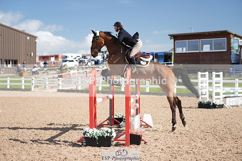 250329-105304-03751 - Cls 20 British Novice and 90cm