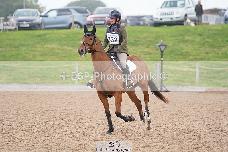 240901A-125822-07616 - 332-Zara.Head-FOURFIELDS.LOVEHEART