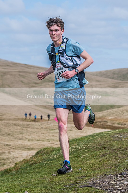 Arant haw-132 - Kendal Winter League Arant Haw Fell Races Sunday 2nd April 2023