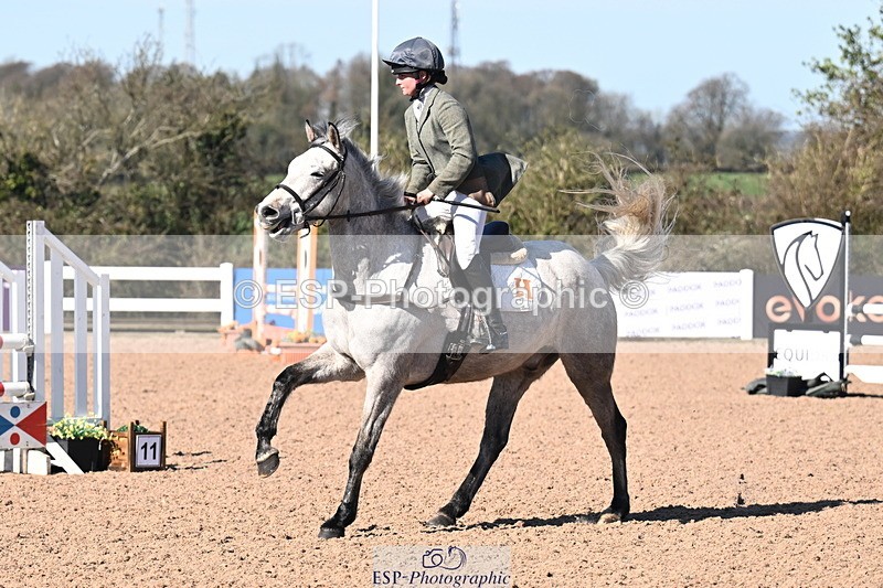 260318B-104817-00177 - Clear Round & Brit Nov 90cm