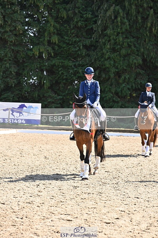 250810A-153059-08100 - Adv Medium SILVER Presentations