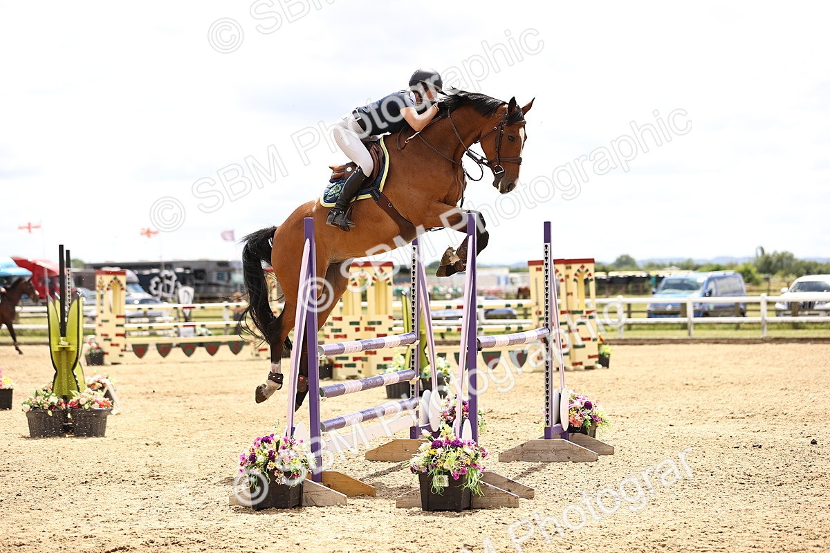 SBM_003816 - Class 22 - Senior Foxhunter 1.20m