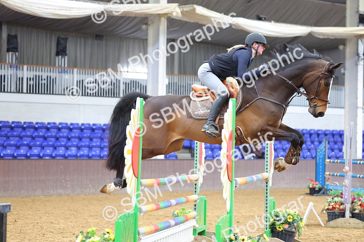 SBM_003114 - Class 8 - Senior Newcomers - 1.10m