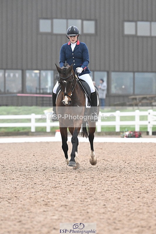 240217A-100050-00686 - 207-Charlotte.Dicker-Time.to.Fly.II