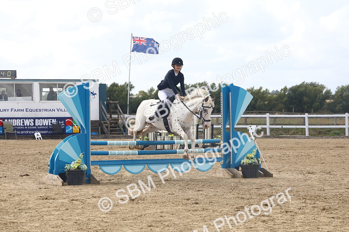 SBM_007860 - Class 10 - 80cm Champs