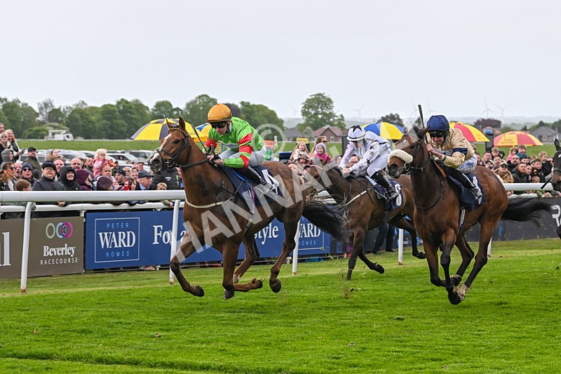 050525-Race 2-Hundred Caps-4262 - Race 2