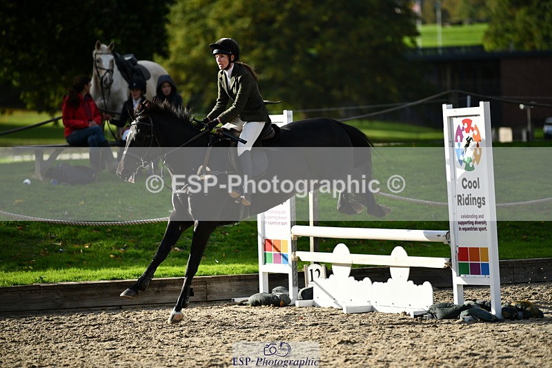 251004A-164116-02176 - Classes 10 & 11 80cm